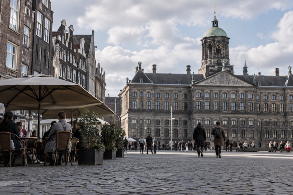 Late afternoon light on the buildings around Dam Square