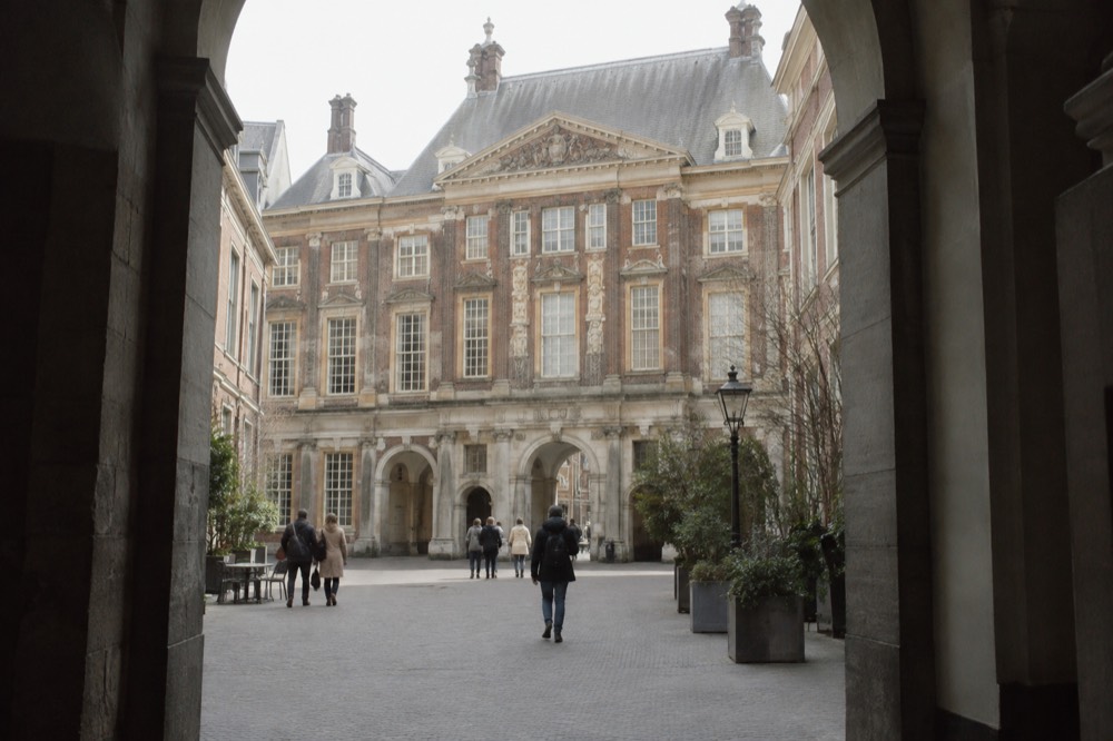 The Amsterdam Museum building on the Kalverstraat with its courtyard entrance