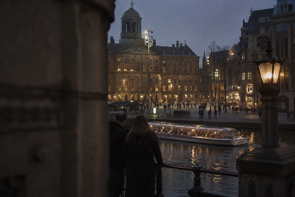 The frontage of Dam Square viewed from the opposite bank