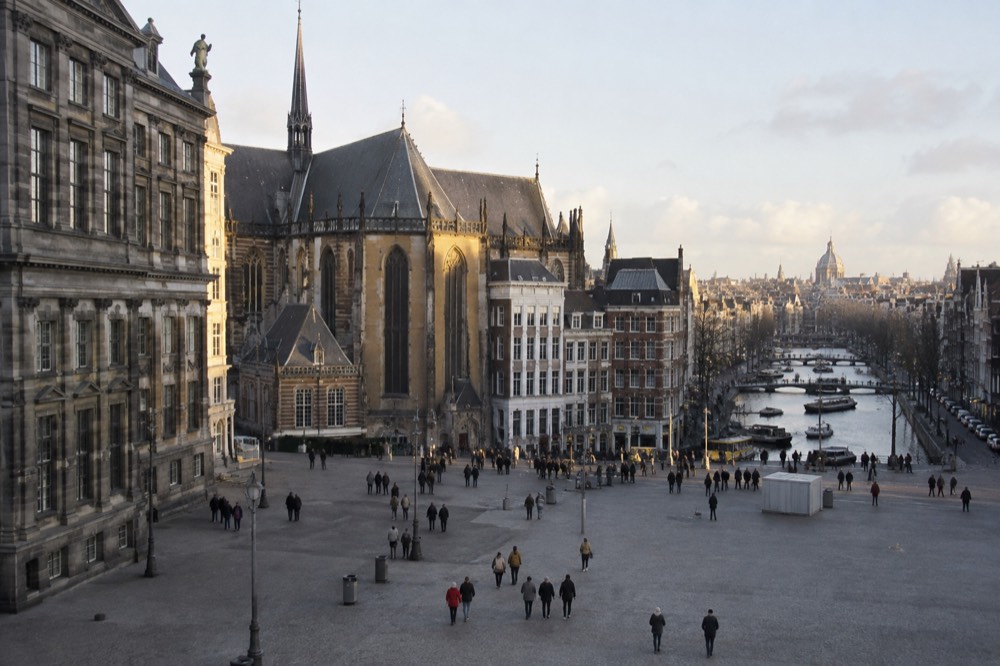 Amsterdam on the Water: How a Cruise Compares With Every Other Option