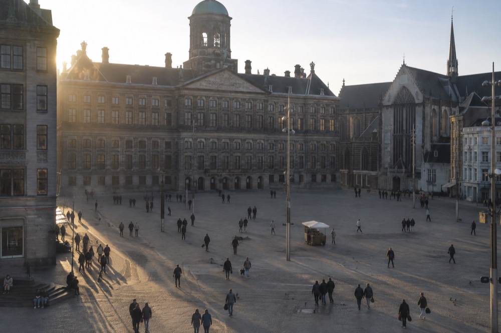 Late afternoon light on the buildings around Dam Square