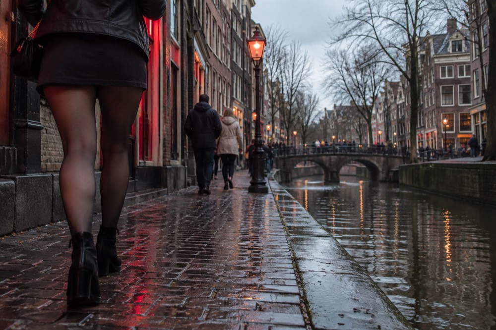 Late afternoon light on the buildings around Red Light District